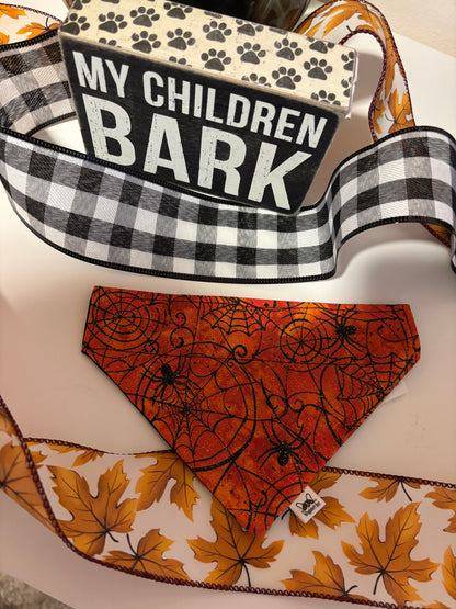 Halloween on-the-collar Bandana